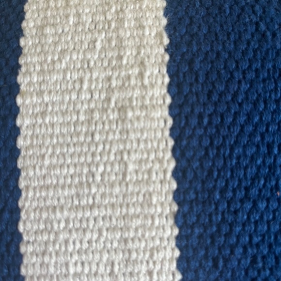 Threshold Blue White Pillow, NWT - Picture 6 of 8